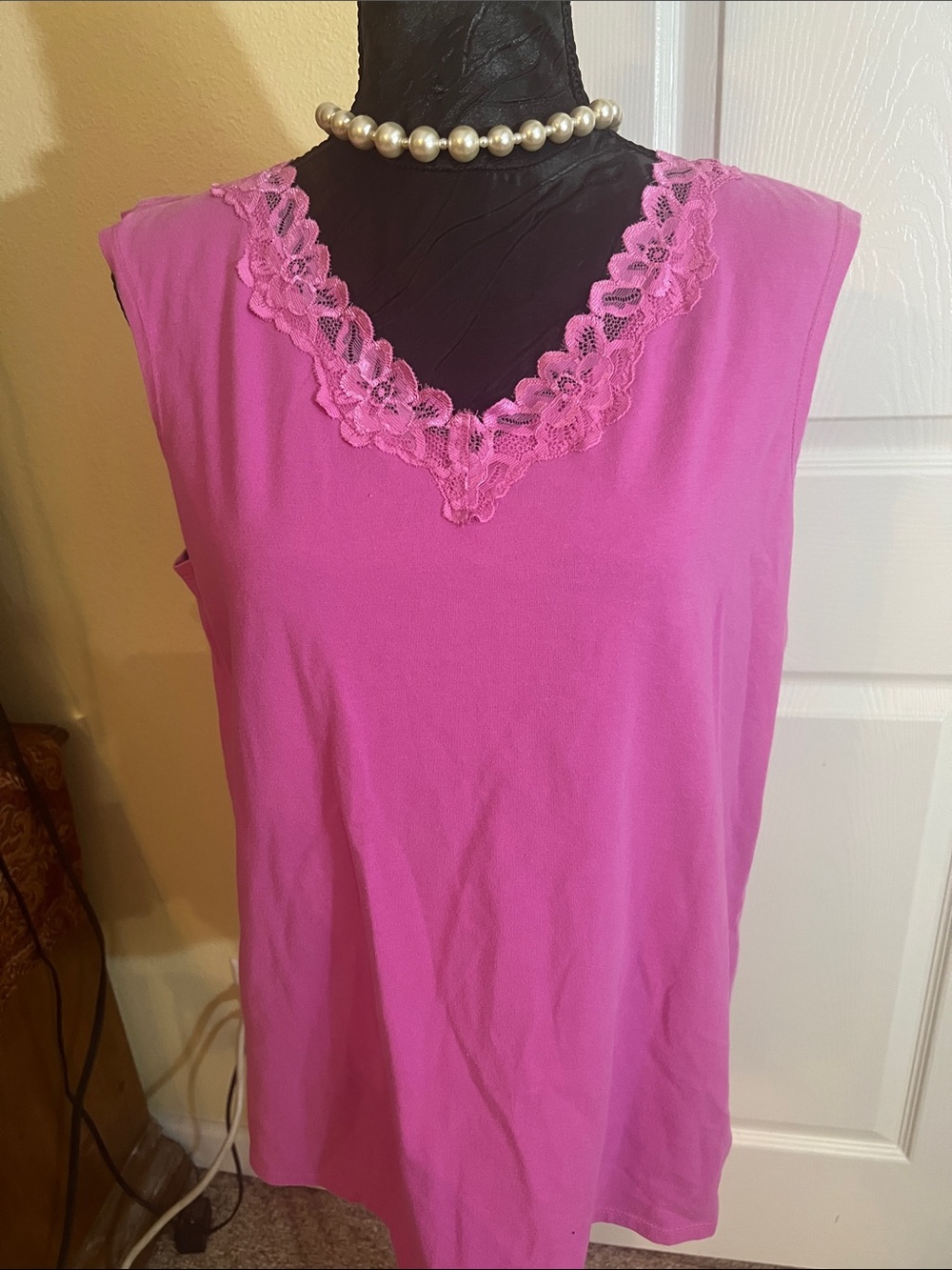White Stag Pink Lace-Trim Sleeveless Tank